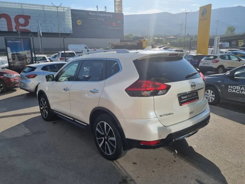 Nissan X-trail 2.0 dCi 170 EDC 4x4 Image 4