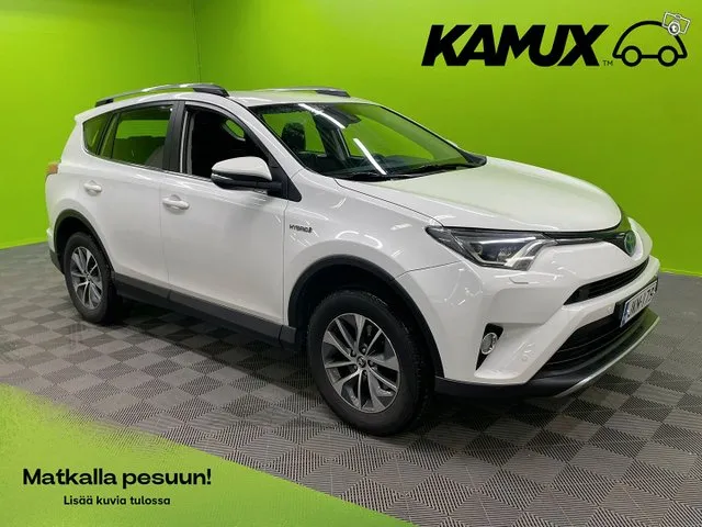 Toyota RAV4 2,5 Hybrid FWD Hybrid Edition / Suomi-auto / Vetokoukku / Lohkolämmitin / P-Kamera / Lämmitettävä / Image 1