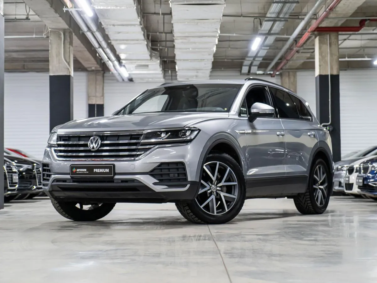 Volkswagen Touareg Image 1